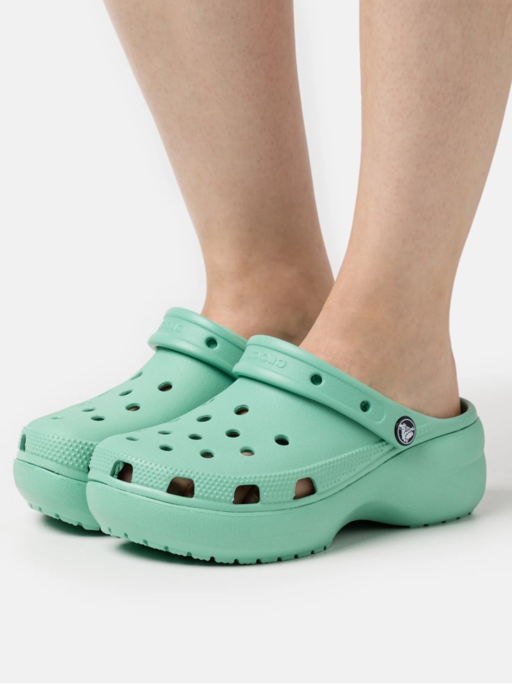 CROCS Classic Platform women size 9 Clog in Mint